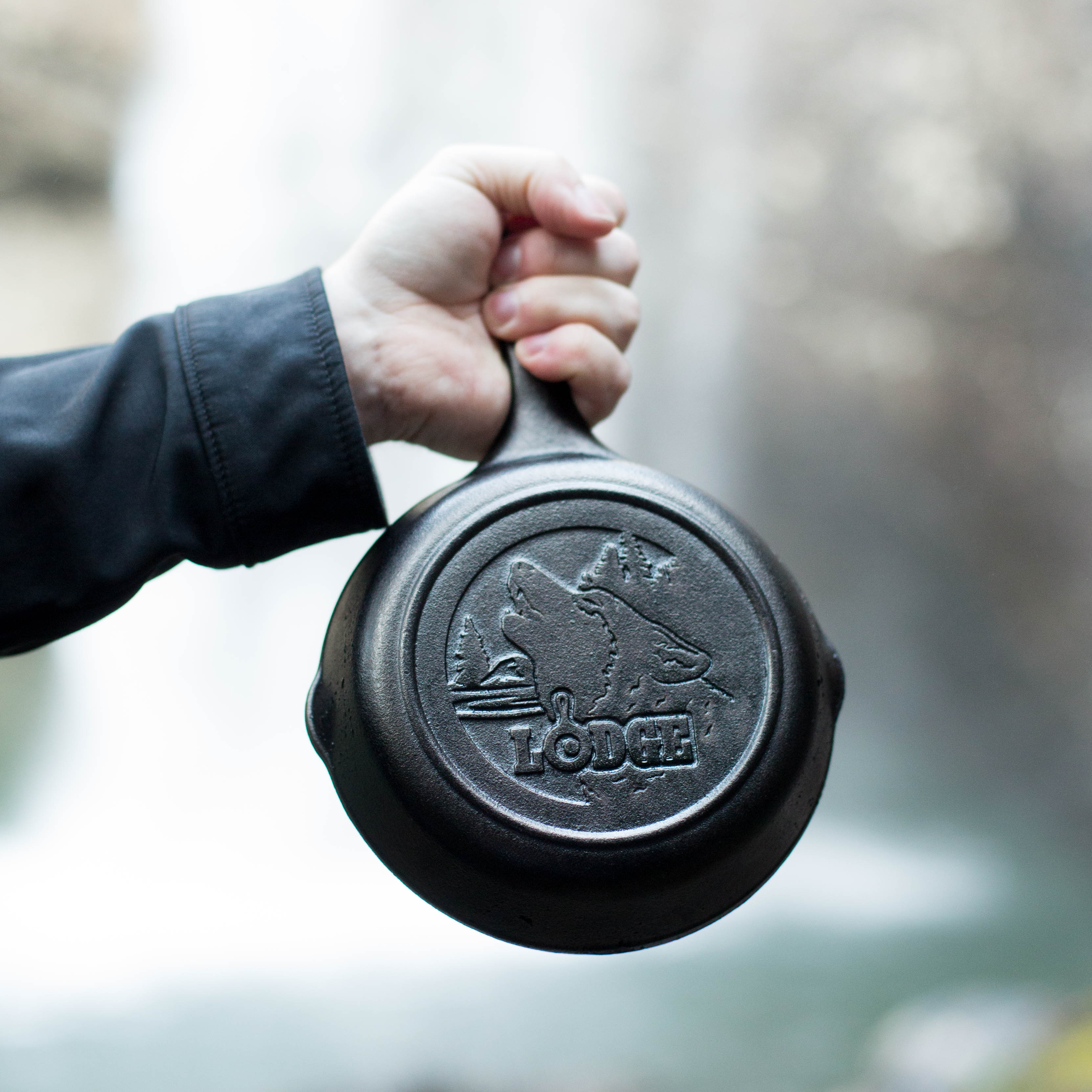Classic Series Cast Iron Dutch Oven